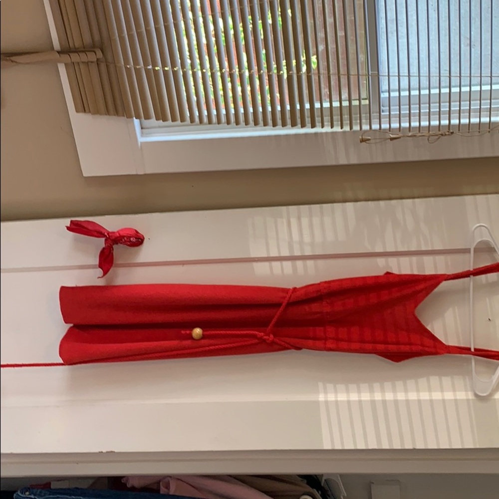 red beach dress